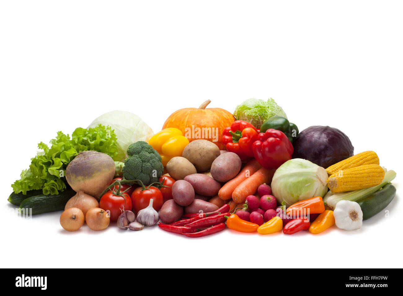 Ortaggi freschi, isolata su uno sfondo bianco, percorso di clipping incluso. Foto Stock