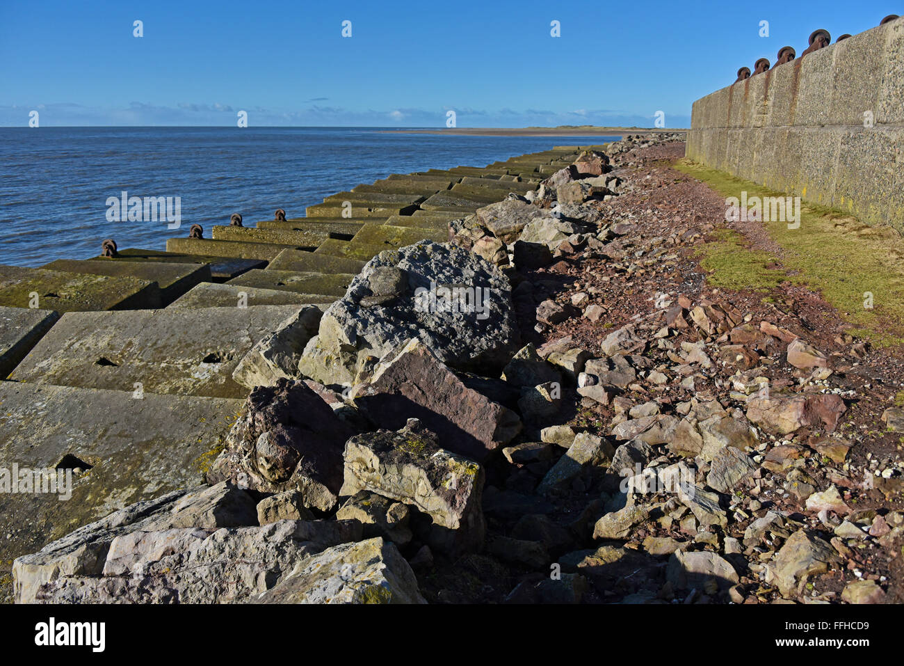 Le difese del mare. La barriera esterna, Hodbarrow, Millom, Cumbria, England, Regno Unito, Europa. Foto Stock
