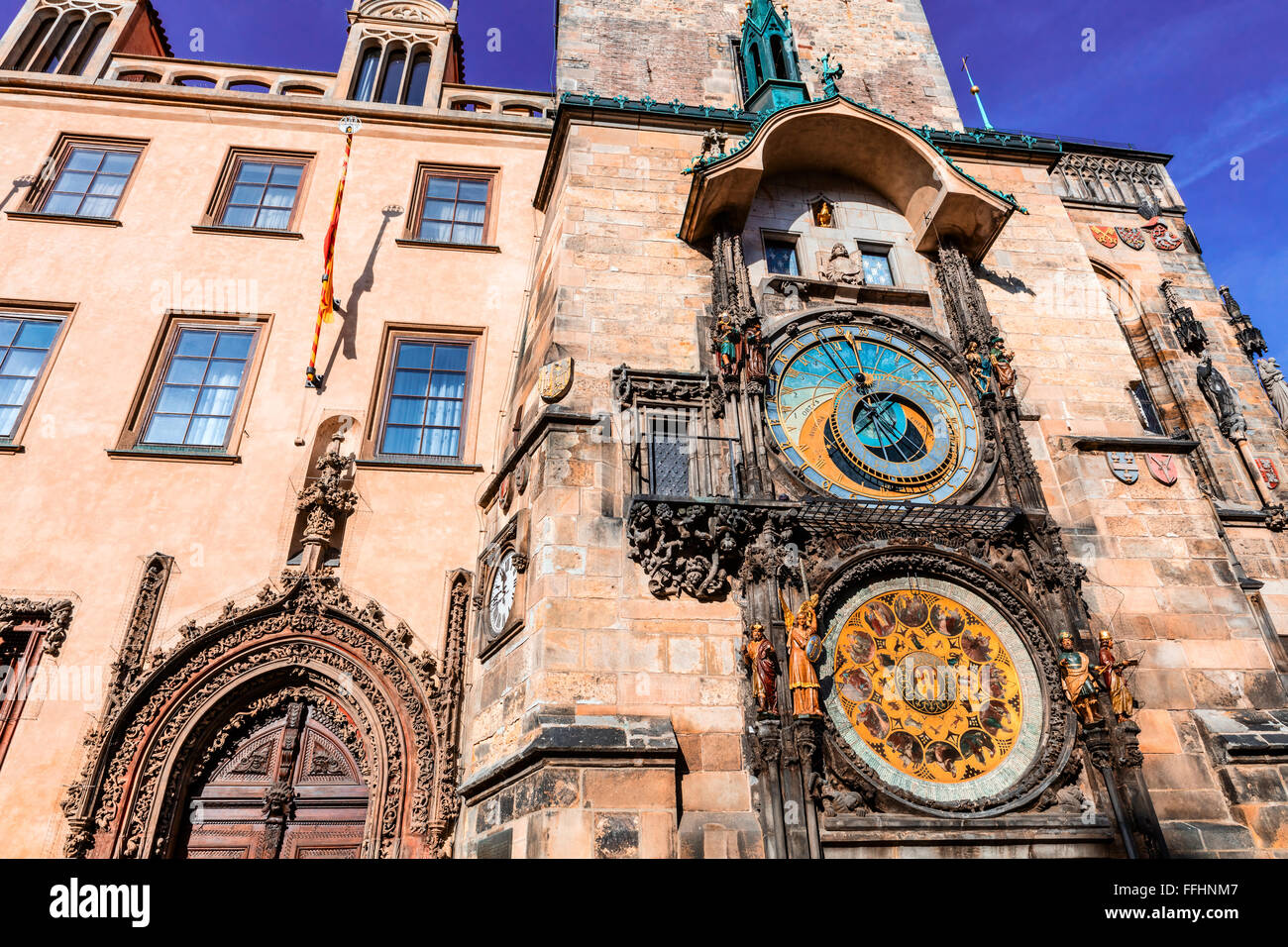 Orologio astronomico sulla Piazza della Città Vecchia. Foto Stock