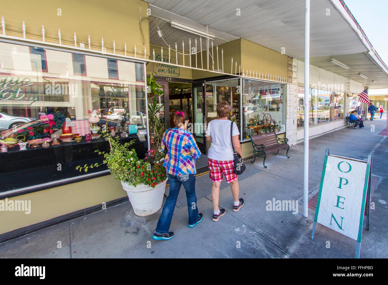 Quartiere del centro storico listato sul Registro Nazionale dei Luoghi storici di antiche città dello shopping di Arcadia Florida. Foto Stock