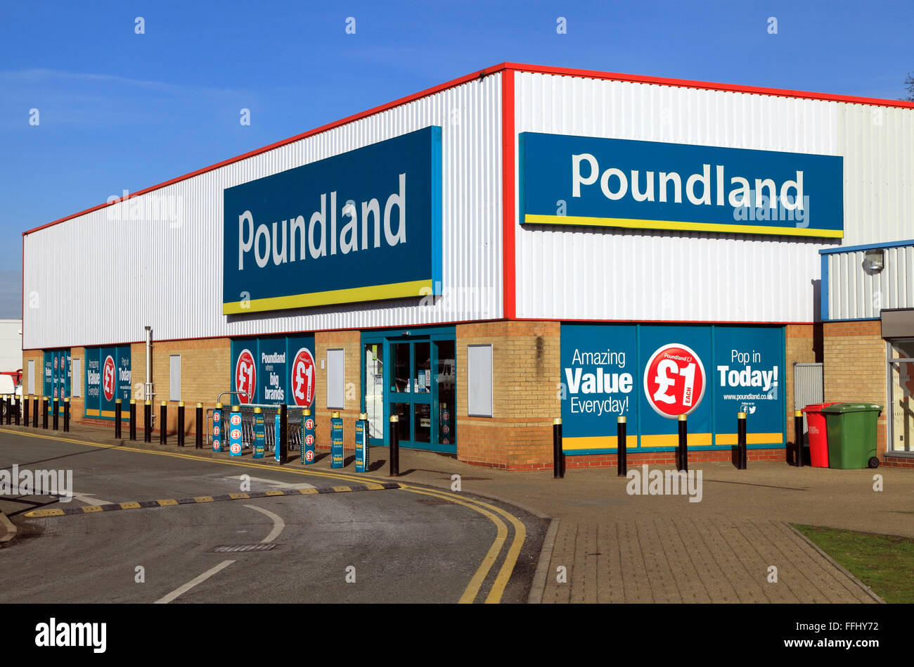 Kings Lynn, Poundland Store, negozio, il megastore, il Cancelletto Terra, retail outlet, UK discount, Norfolk, Inghilterra UK, negozi Foto Stock