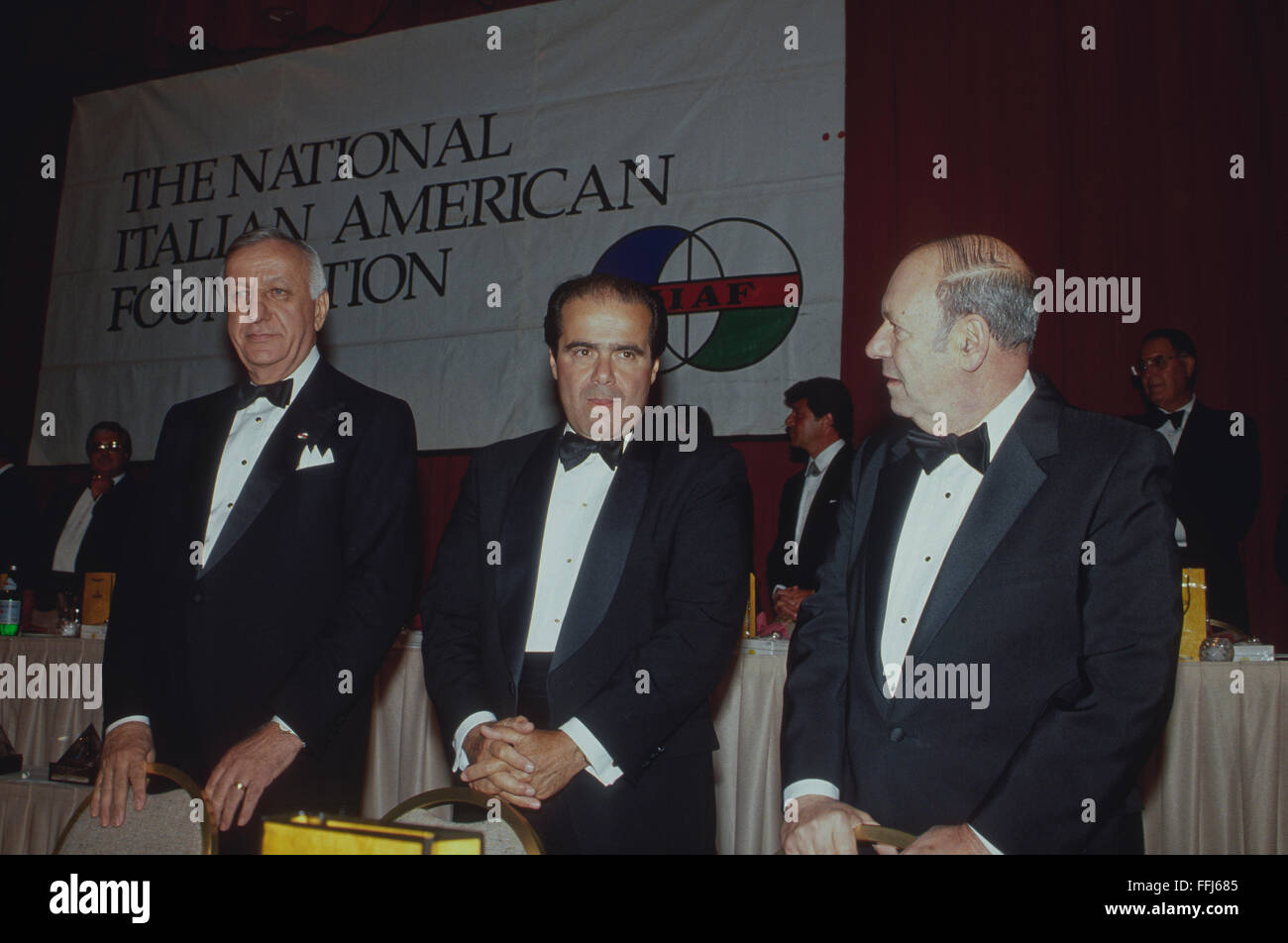 Washington, DC, Stati Uniti d'America, ottobre 1990 Suprema Corte associare giustizia Antonin Scalia assiste l annuale Italian American cena presso il Washington Hilton Hotel Credito: Mark Reinstein Foto Stock