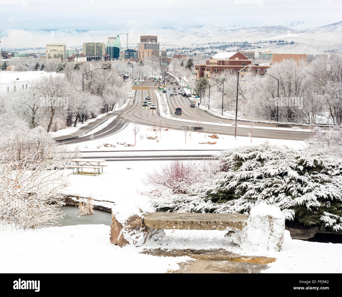 Boise Idaho skyline in inverno con neve nel terreno Foto Stock