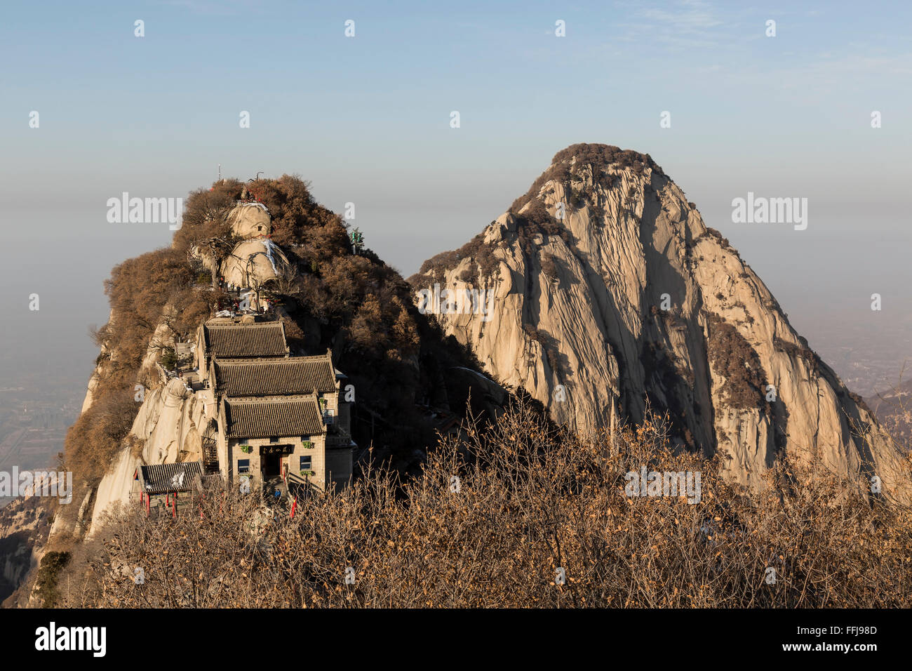 Vista del picco del nord del monte Huashan, Cina Foto Stock