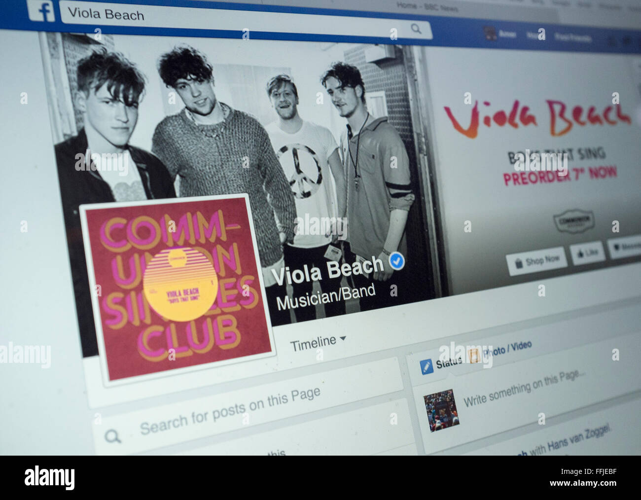 Il 15 febbraio, 2016. Viola Beach pagina Facebook. Membri della British indie pop band Viola spiaggia formata in Warrington sono stati uccisi tragicamente dopo la loro auto gettato fuori da un ponte a Stoccolma Svezia Sabato 13 Febbraio del credito: amer ghazzal/Alamy Live News Foto Stock