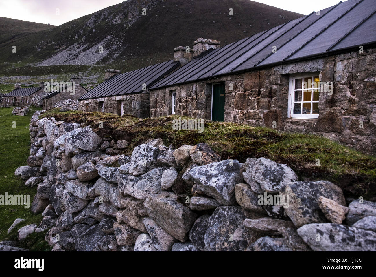 Il villaggio di strada bay hirta st Kilda nts cottage restaurato Foto Stock
