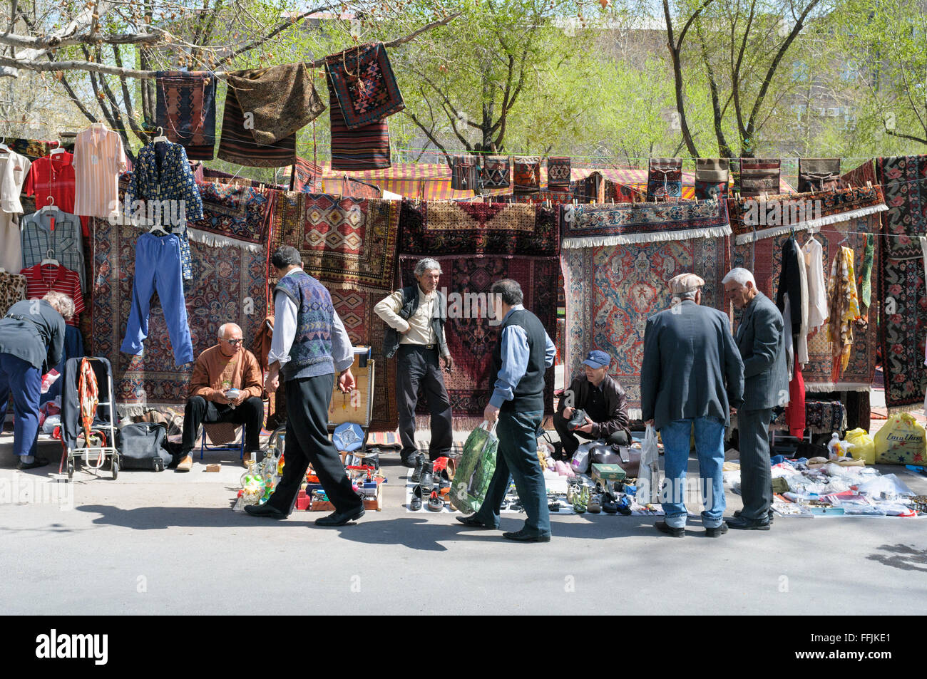 Vernissage open-air mercatino delle pulci, Yerevan, Armenia Foto Stock