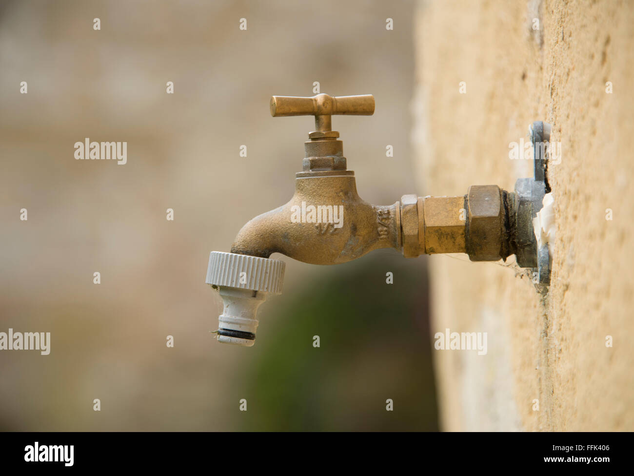 Al di fuori di toccare sulla parete Foto Stock