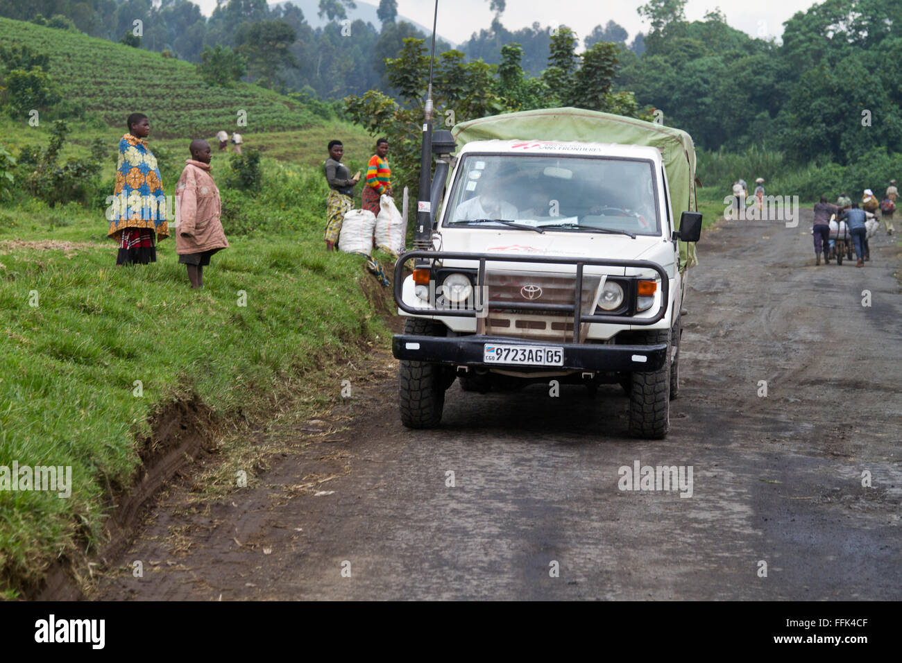 Il Parco nazionale di Virunga , sulla strada tra Goma e Rutshuru ,nel nord Kivu, nella Repubblica democratica del Congo, LA REPUBBLICA DEMOCRATICA DEL CONGO,l'Africa Centrale. Foto Stock