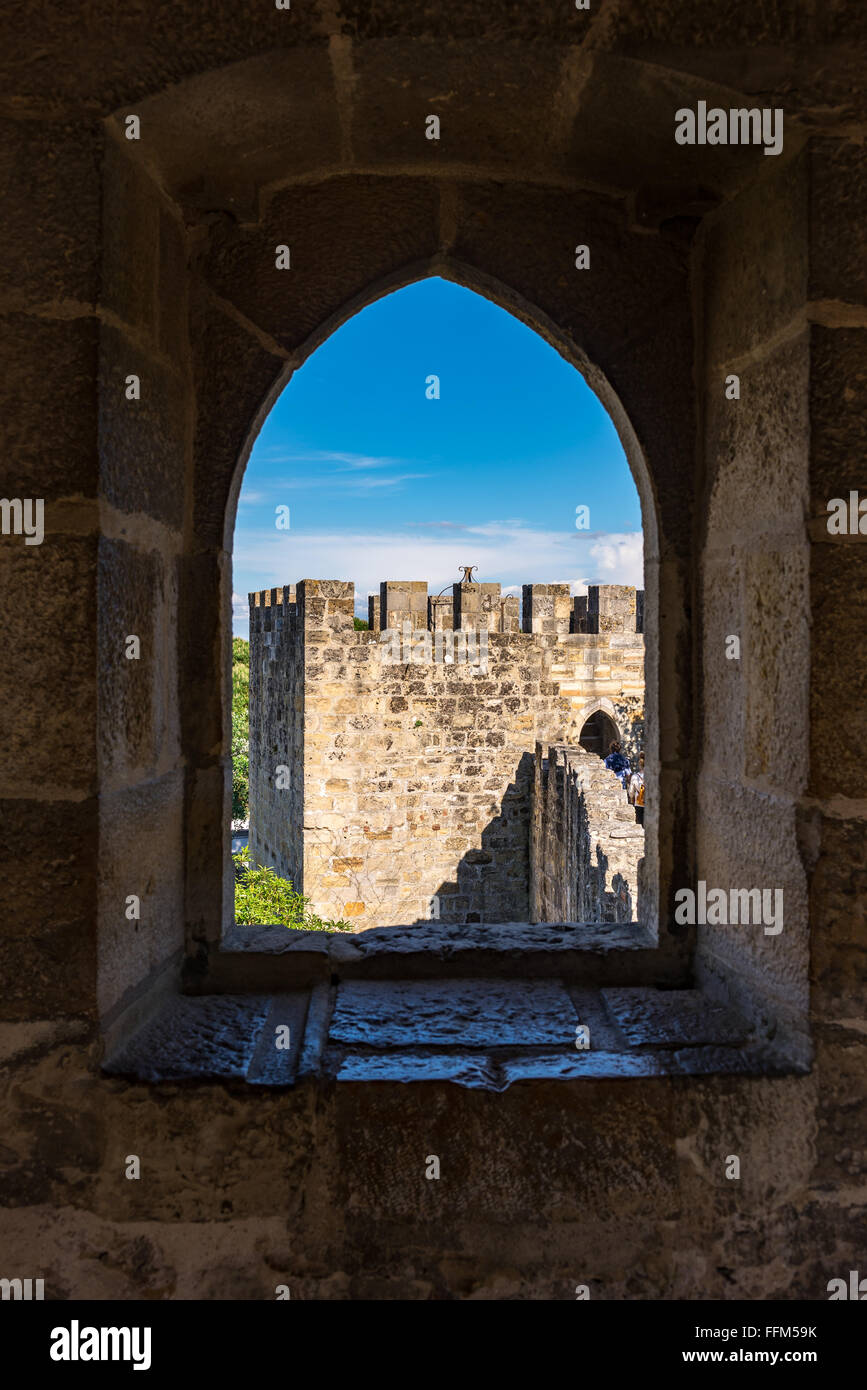 La parte interna del castello Sao Jorge, presso il centro storico di Lisbona, Portogallo Foto Stock