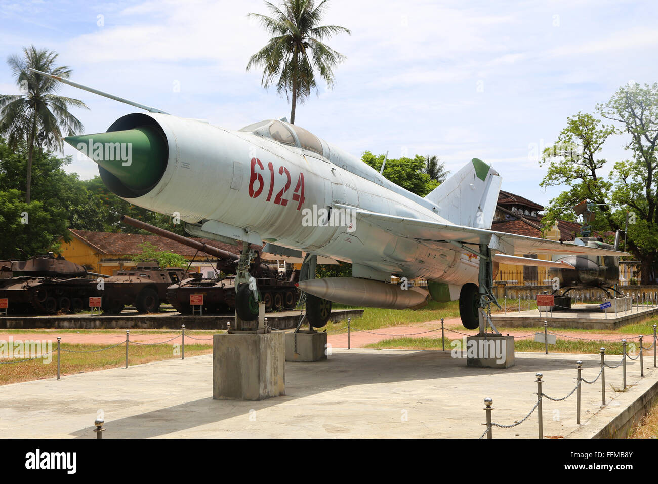 Nord vietnamiti MiG-21 visualizzato presso il Museo di tinta. Foto Stock