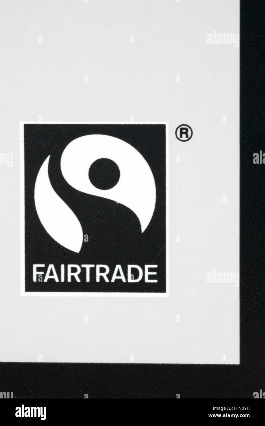 Fairtrade logo sulla confezione di Marks & Spencer City acqua dura Blend teabags Fairtrade - simbolo del logo del commercio equo e solidale Foto Stock