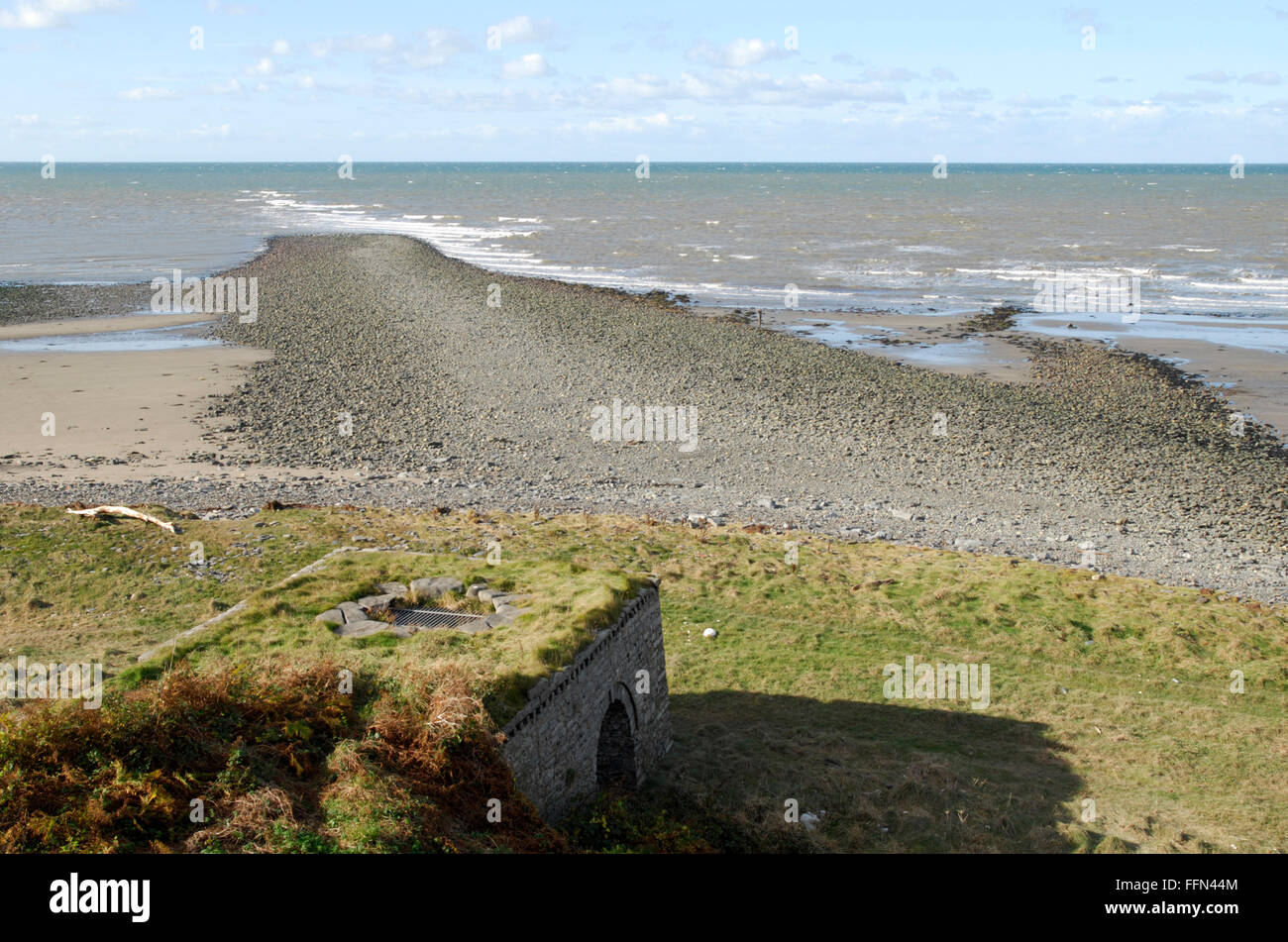 Sarn Cynfelin. Causeway visto dalla Ceredigion sentiero costiero a Wallog, tra Clarach e Borth. Foto Stock