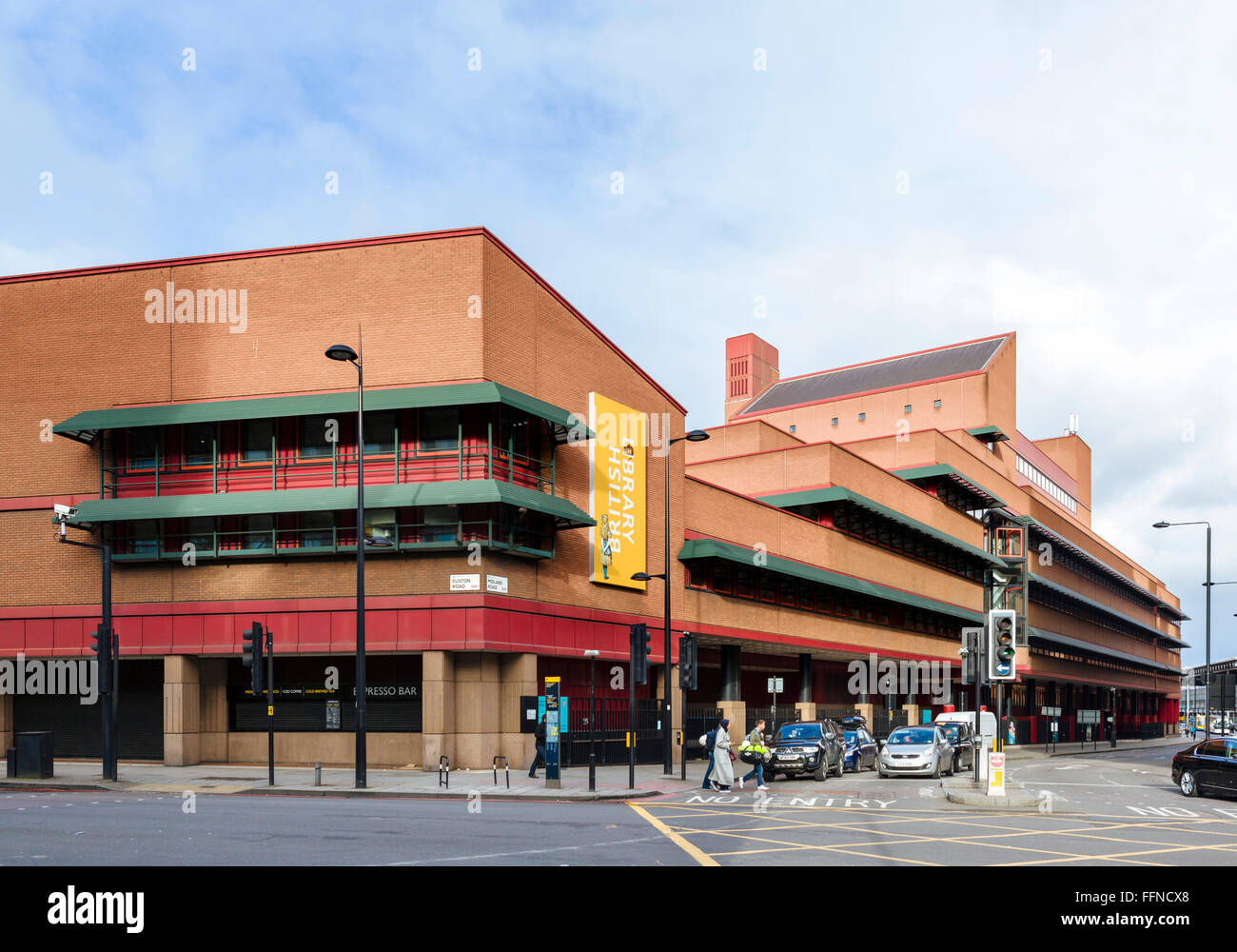 La British Library da Euston Road, Londra, Inghilterra, Regno Unito Foto Stock