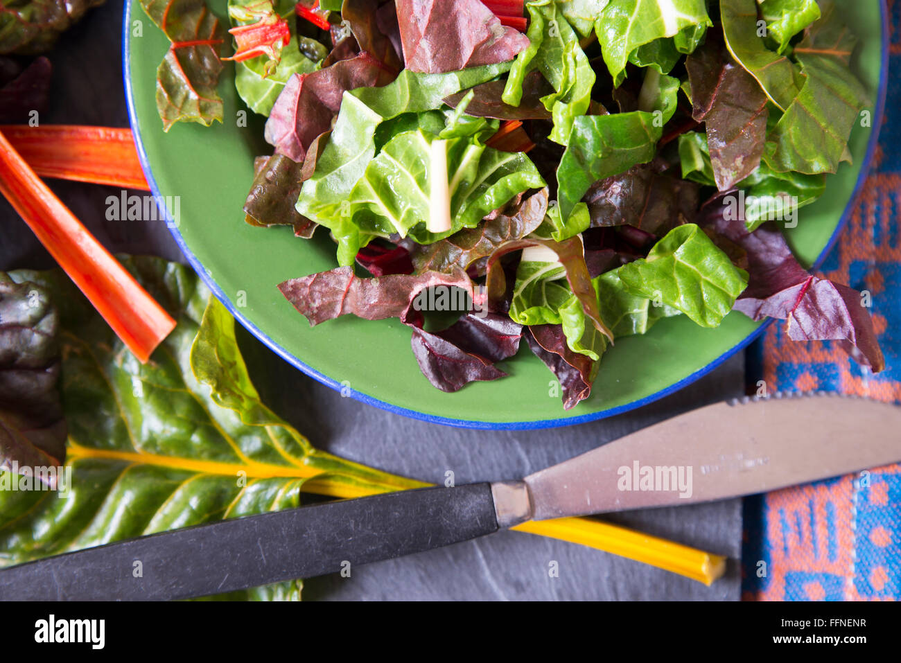 Tritato fresco iridato chard Foto Stock