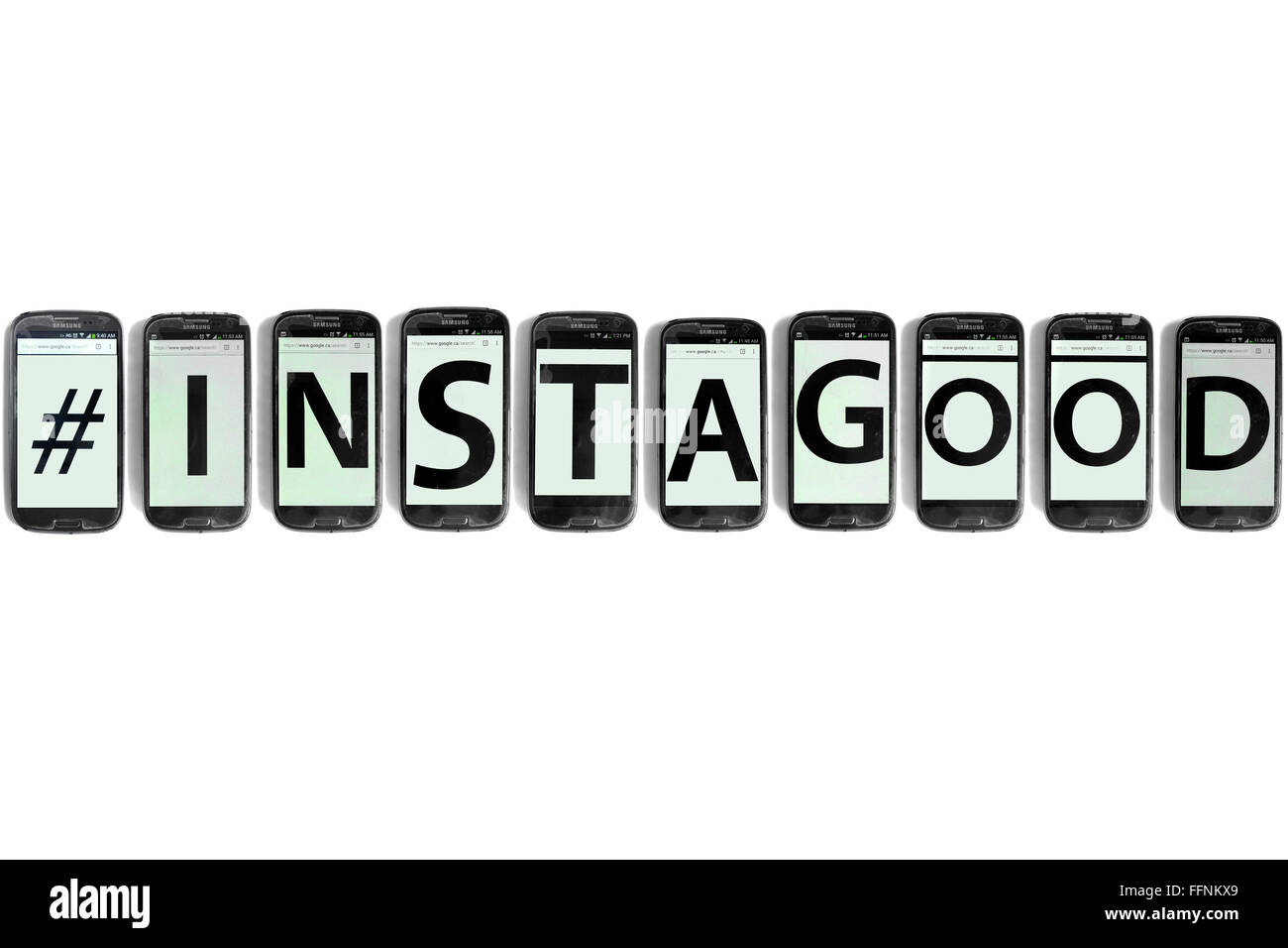 L'hashtag #Instagood scritto su schermate dello smartphone fotografati contro uno sfondo bianco. Foto Stock