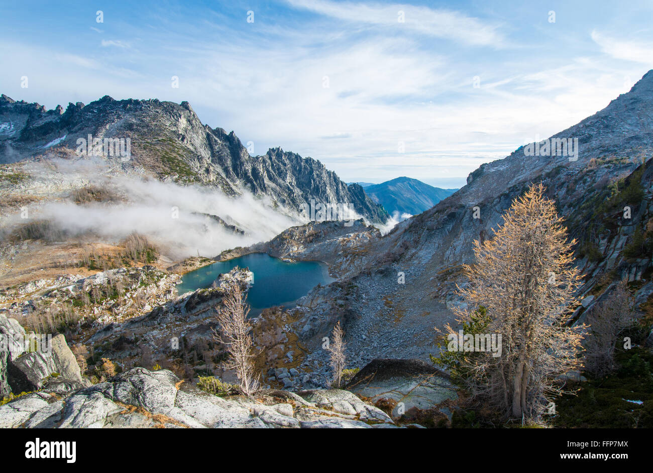 La vista sul lago nel centro di Cascades Foto Stock