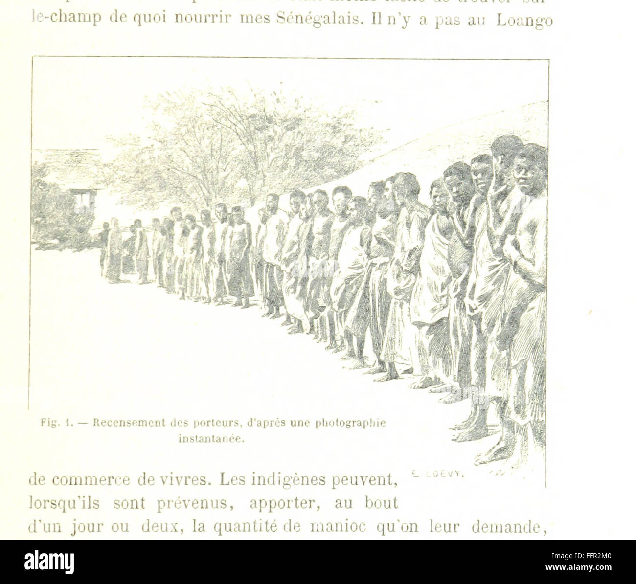 Una pagina di "la Route du Tchad", un'opera in lingua francese che illustra il percorso da Loango a Chari in Ciad. Il libro fornisce un resoconto visivo e descrittivo del viaggio attraverso l'Africa centrale, descrivendo dettagliatamente i paesaggi e i popoli incontrati. Foto Stock