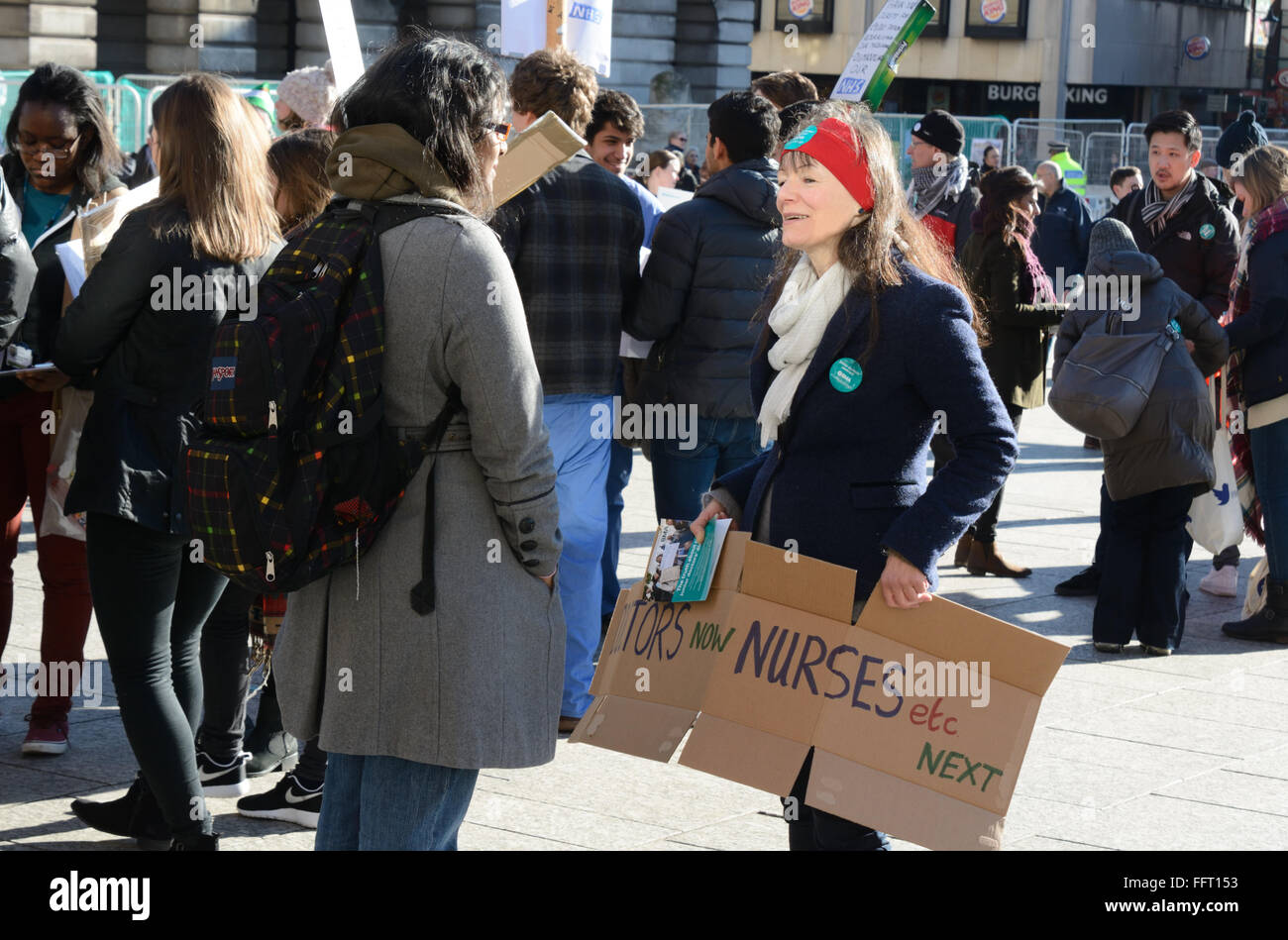 Il riscontro presso i Medici lo sciopero, a Nottingham, Inghilterra. Foto Stock