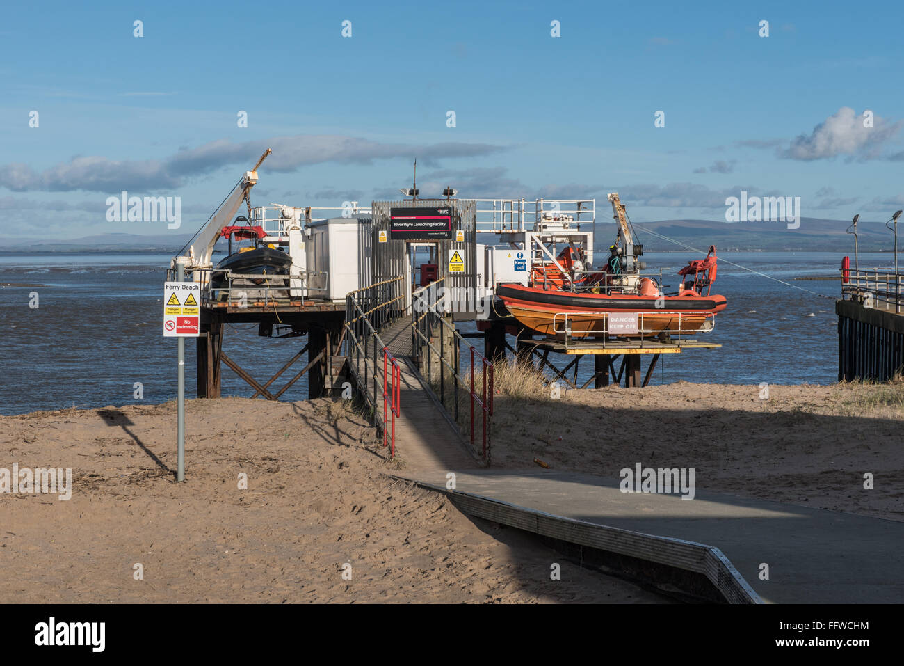 Impianto di lancio per Fleetwood Nautical College a Fleetwood Foto Stock