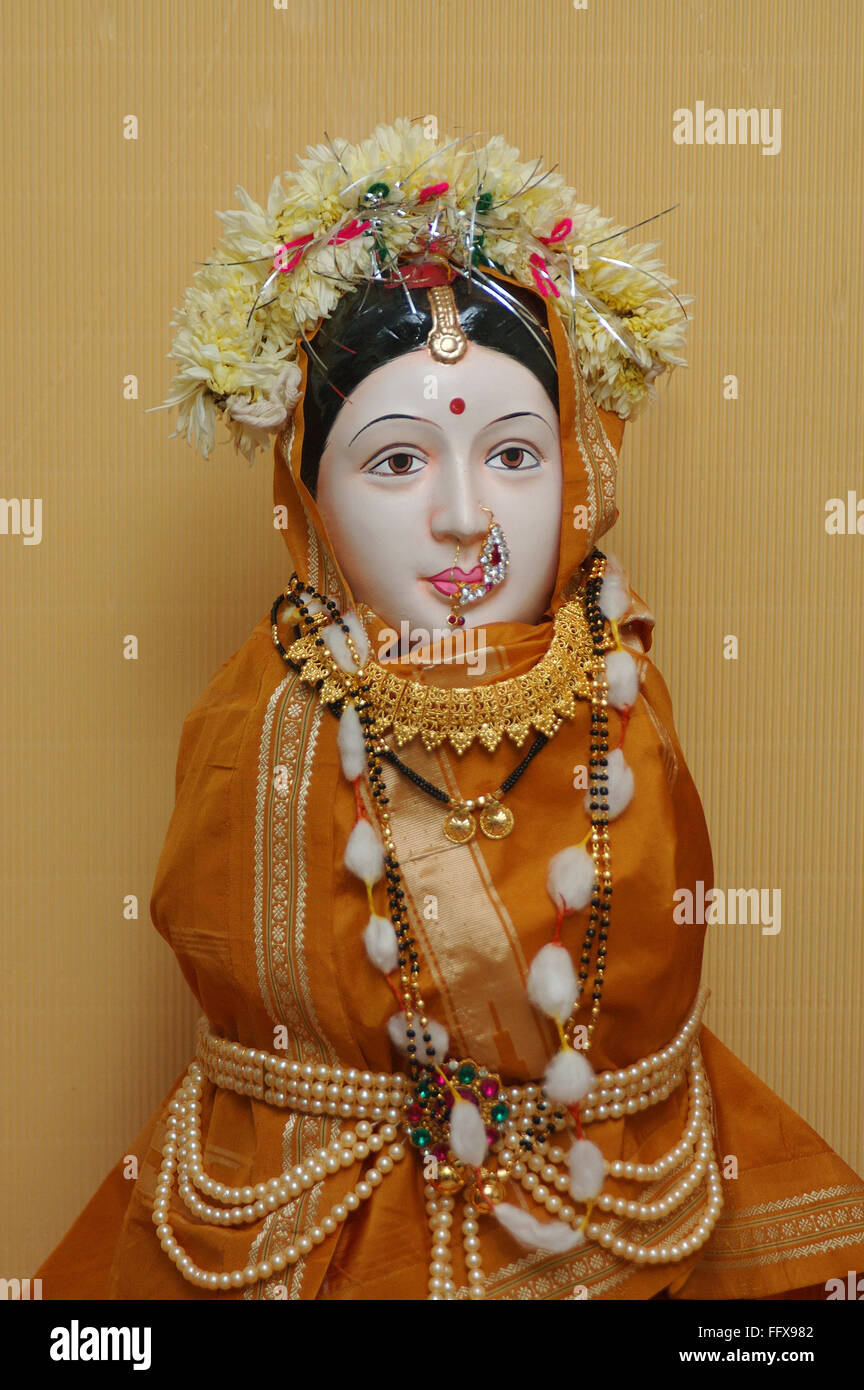 Dea Gauri portato e adorato durante Ganesh Ganpati festival , Thane , Maharashtra , India Foto Stock