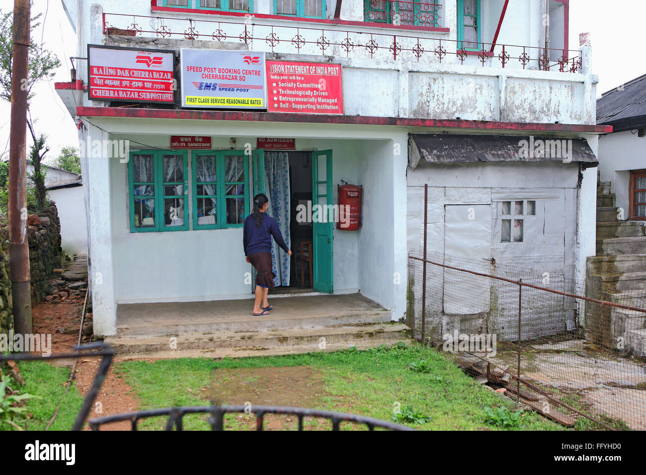 Cherra bazaar sub post office ; Cherrapunji ; Sohra ; Meghalaya ; India Foto Stock