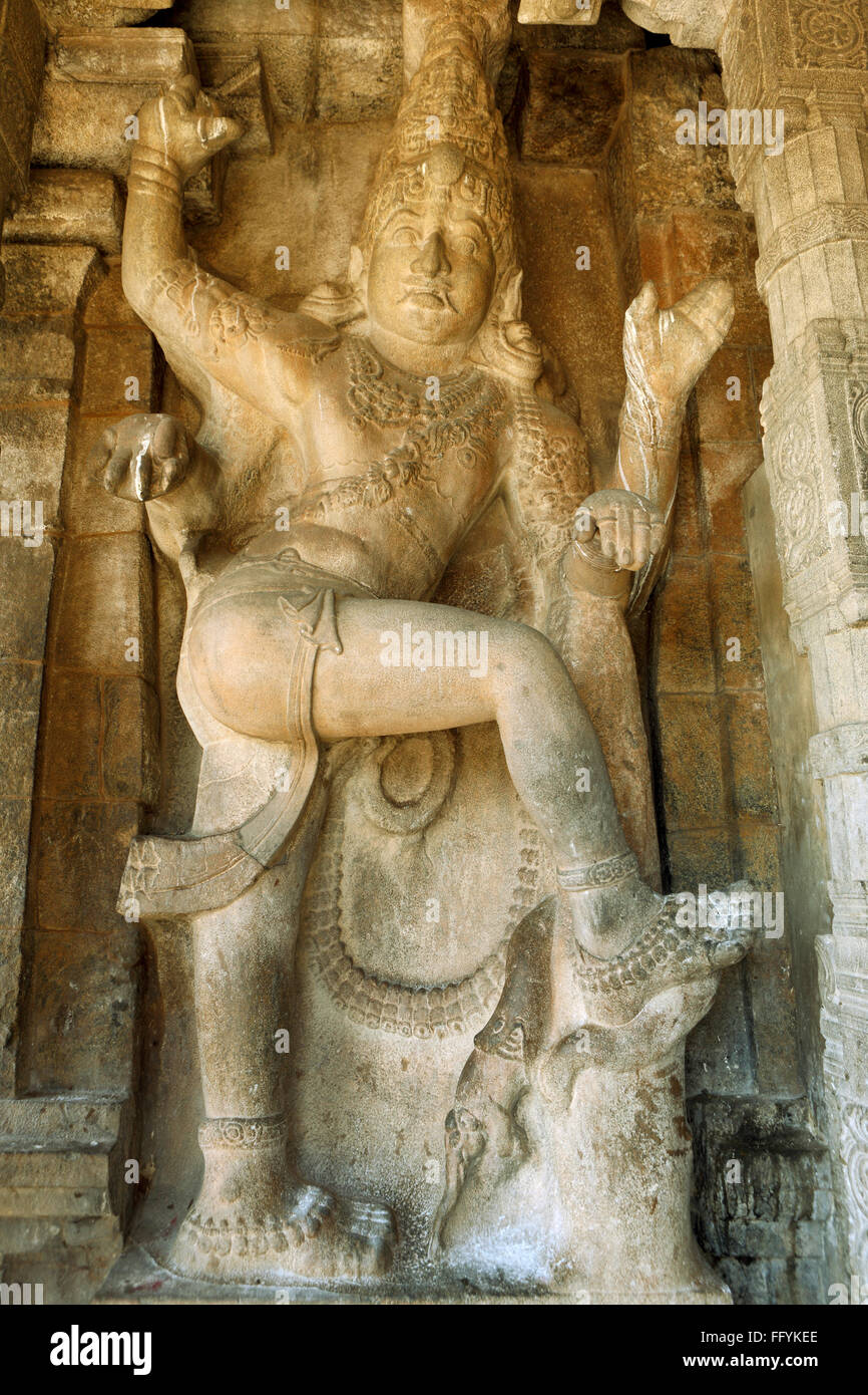 Enorme Shiva ballando statua del tempio Brihadishwara vishwakarma Tamil Nadu India Foto Stock