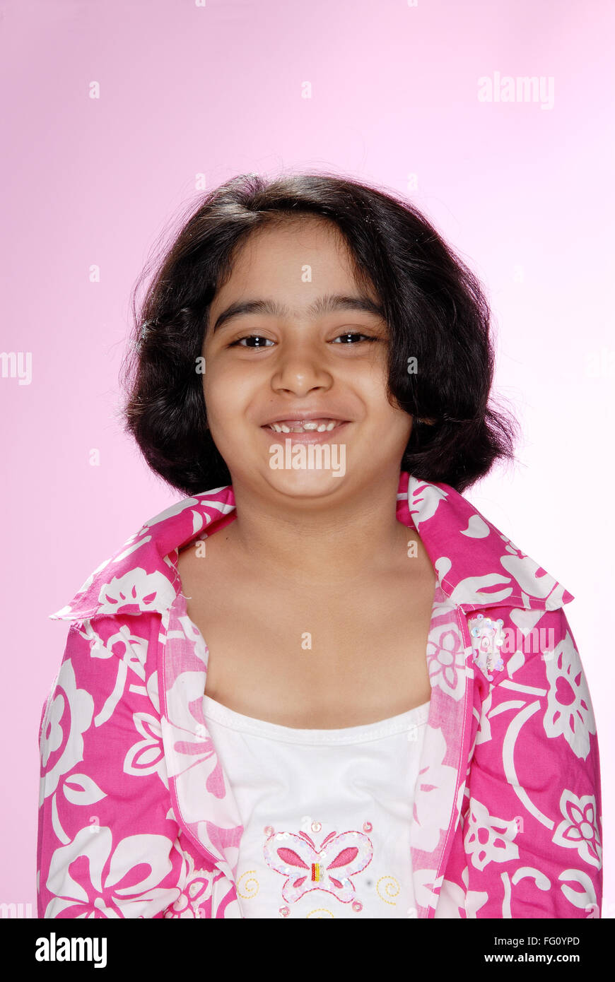 Ritratto di South Asian Indian ragazza sorridente signor# 719B Foto Stock