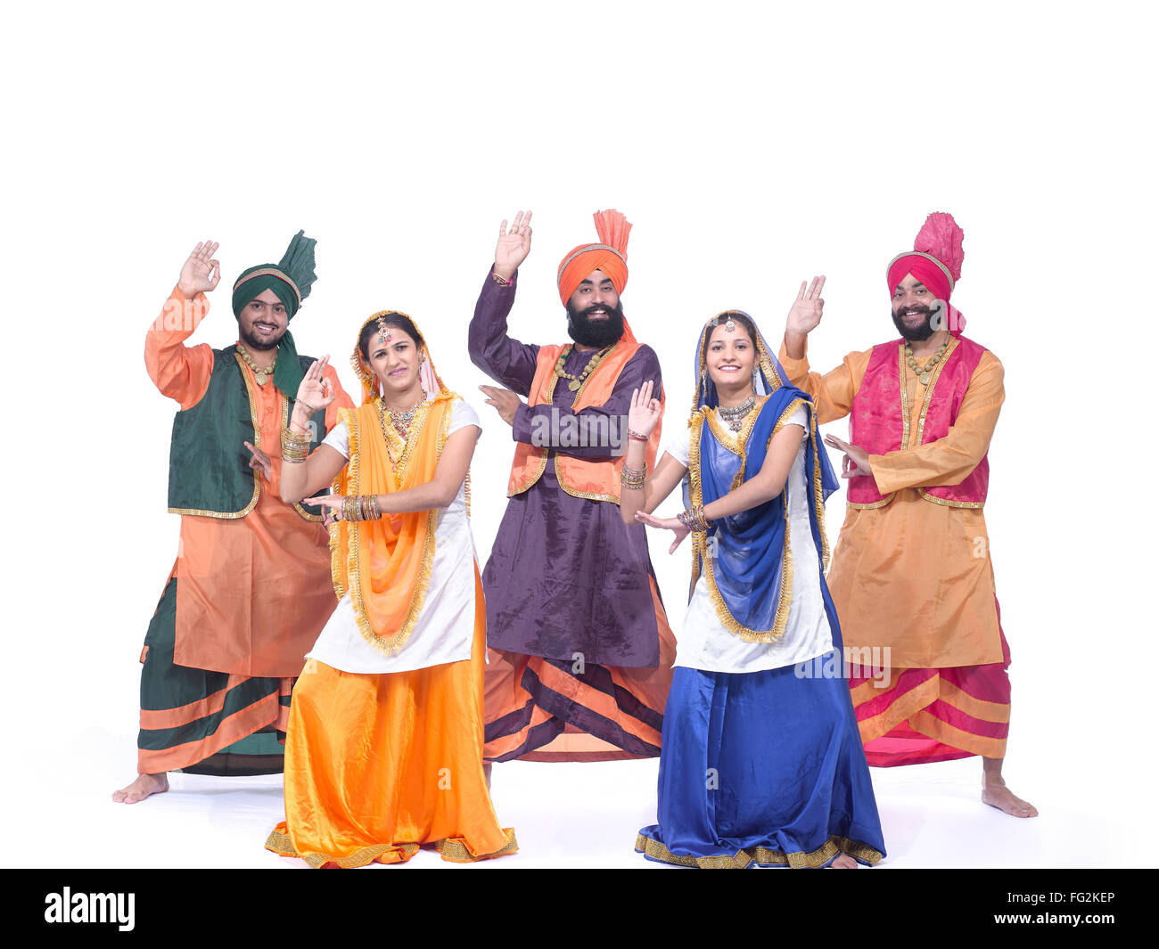 Esecuzione di ballerini folk dance bhangra signor#779b;779c;779D;779E;779F Foto Stock