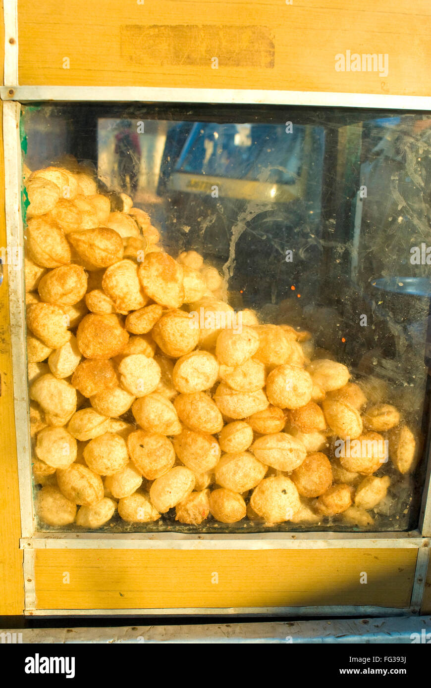 Pani Puri Stallo, Dakor Tempio, Anand ; Gujarat ; India Foto Stock