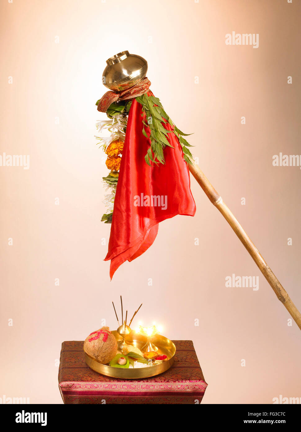 Gudi Padva celebrato come il giorno di anno nuovo Foto Stock