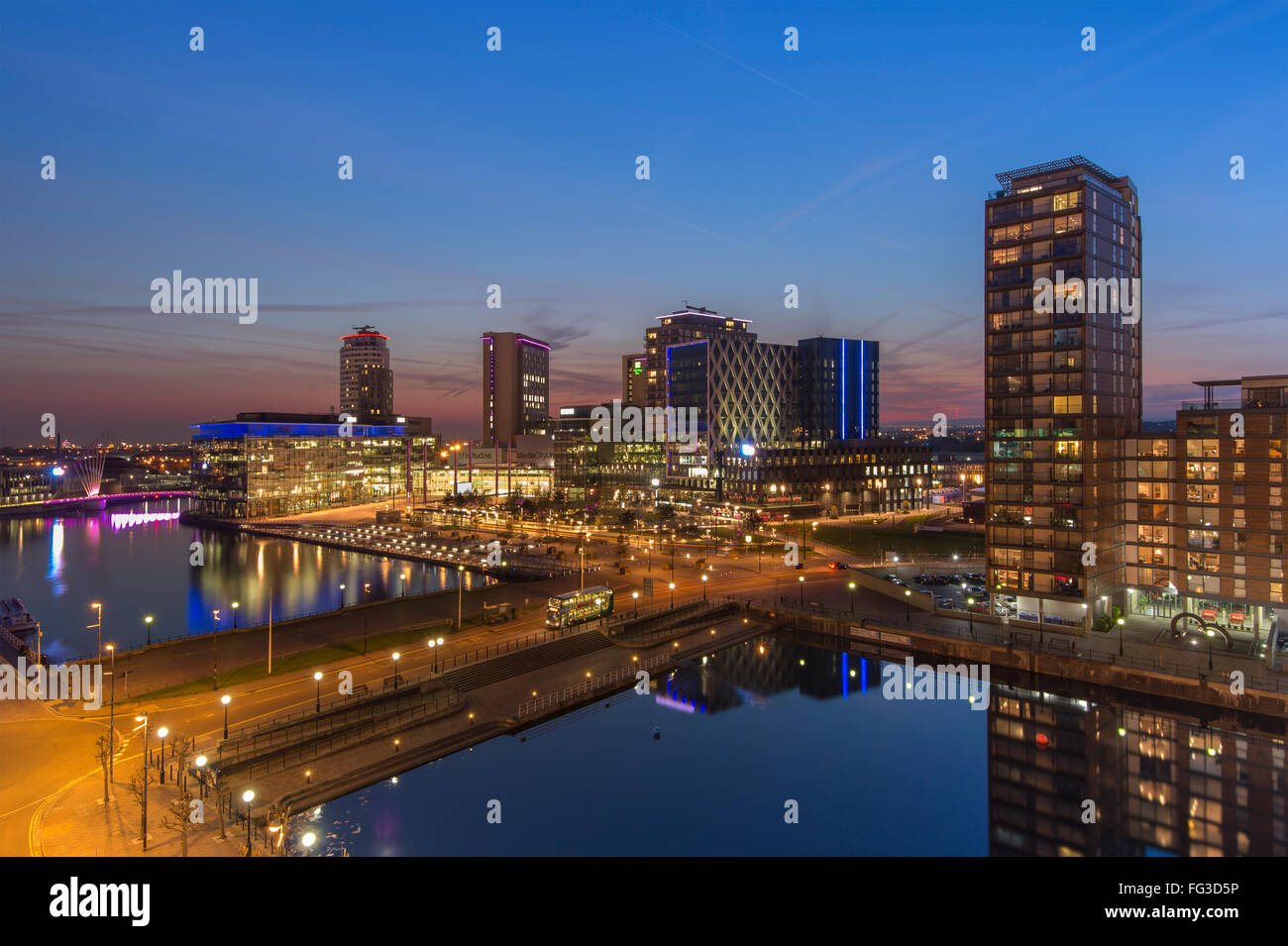 Media City al tramonto, Salford Quays, Manchester. Foto Stock