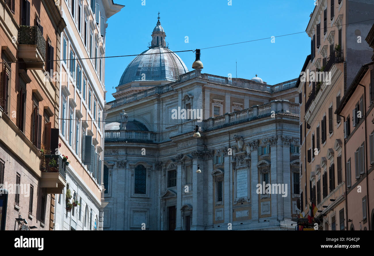 Basilica cattolicesimo città italiane Italia Landmark particella di mercato persone Piazza Venezia Estate Romana Vaticano antenna sopra antiche Foto Stock