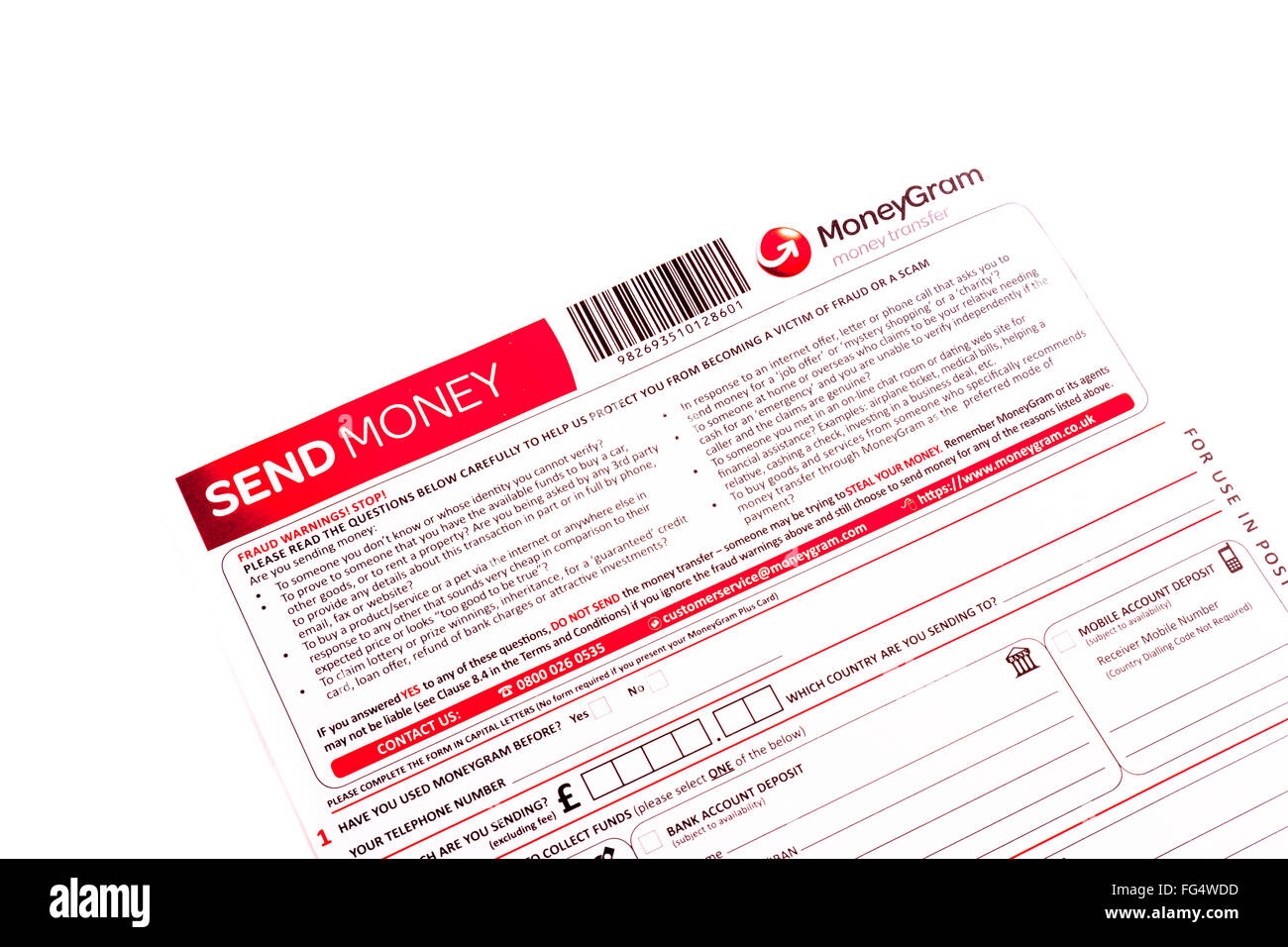 Moneygram money gram inviare denaro sotto forma di trasferimento di frode truffa scamming fraudolento tagliare ritaglio sfondo bianco isolato Foto Stock
