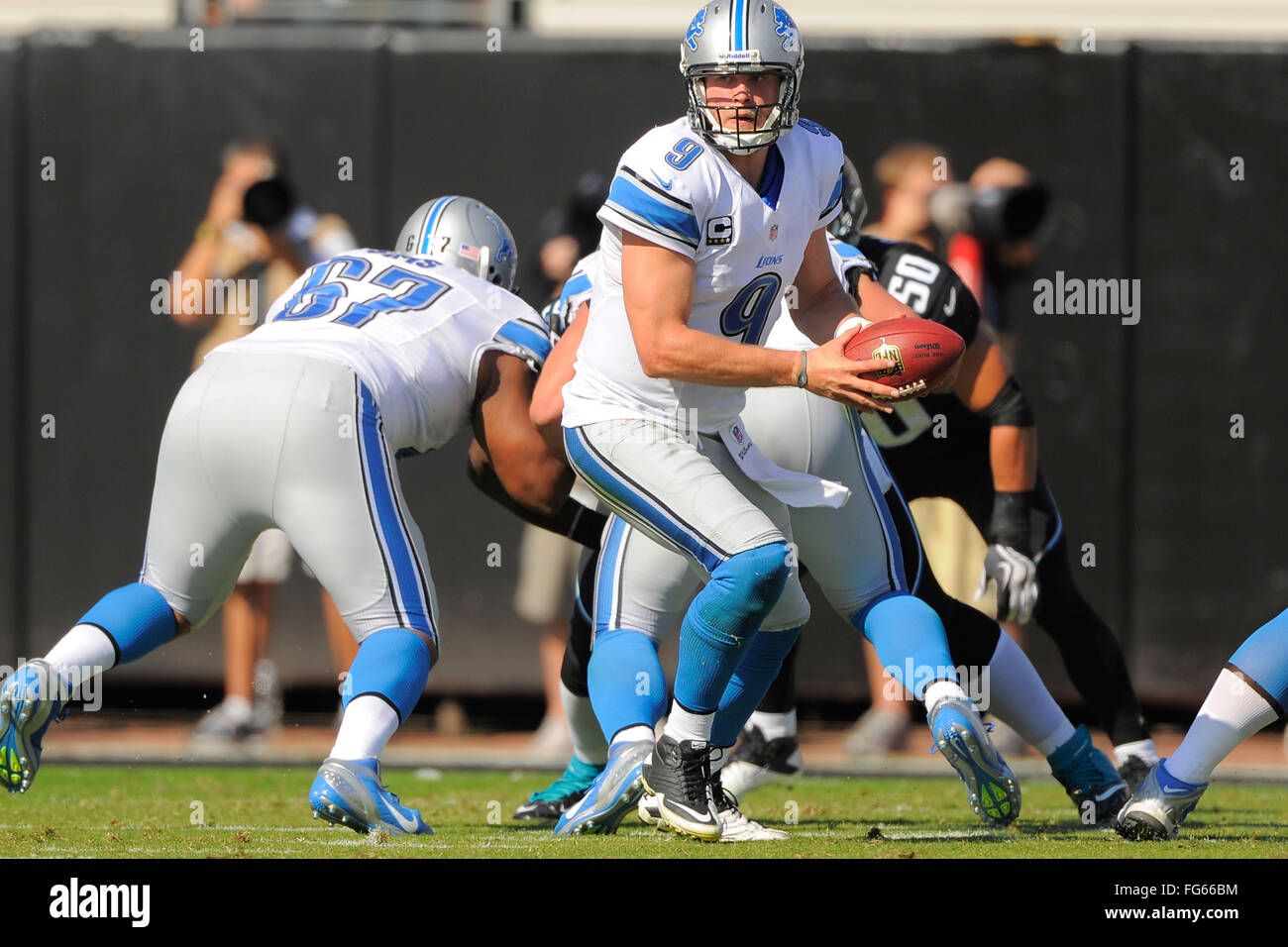 Nov. 4, 2012 - Jacksonville, FL, Stati Uniti d'America - Detroit Lions quarterback Matthew Stafford (9) durante il Lions 31-14 win su Jacksonville Jaguars al campo EverBank il 4 novembre 2012 a Jacksonville, in Florida. ..ZUMA Press/Scott A. Miller. (Credito Immagine: © Scott A. Miller via ZUMA filo) Foto Stock