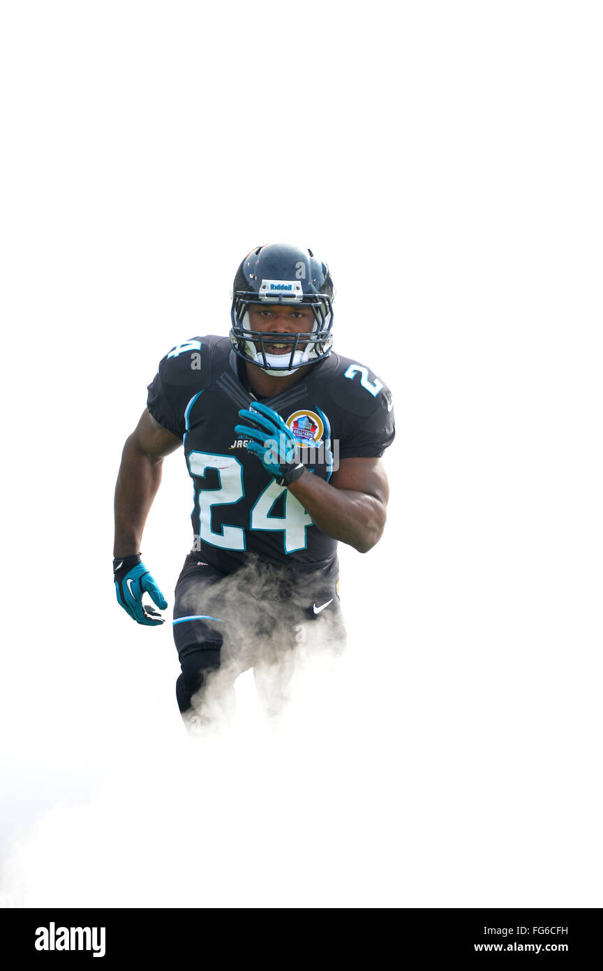Dicembre 9, 2012 - Jacksonville, FL, Stati Uniti d'America - Jacksonville Jaguars fullback Montell Owens (24) durante il pre introduzioni di gioco prima di un gioco di NFL contro la New York dei getti sul campo EverBank sul dicembre 9, 2012 a Jacksonville, in Florida. I getti vinto 17-10...ZUMA Press/Scott A. Miller. (Credito Immagine: © Scott A. Miller via ZUMA filo) Foto Stock