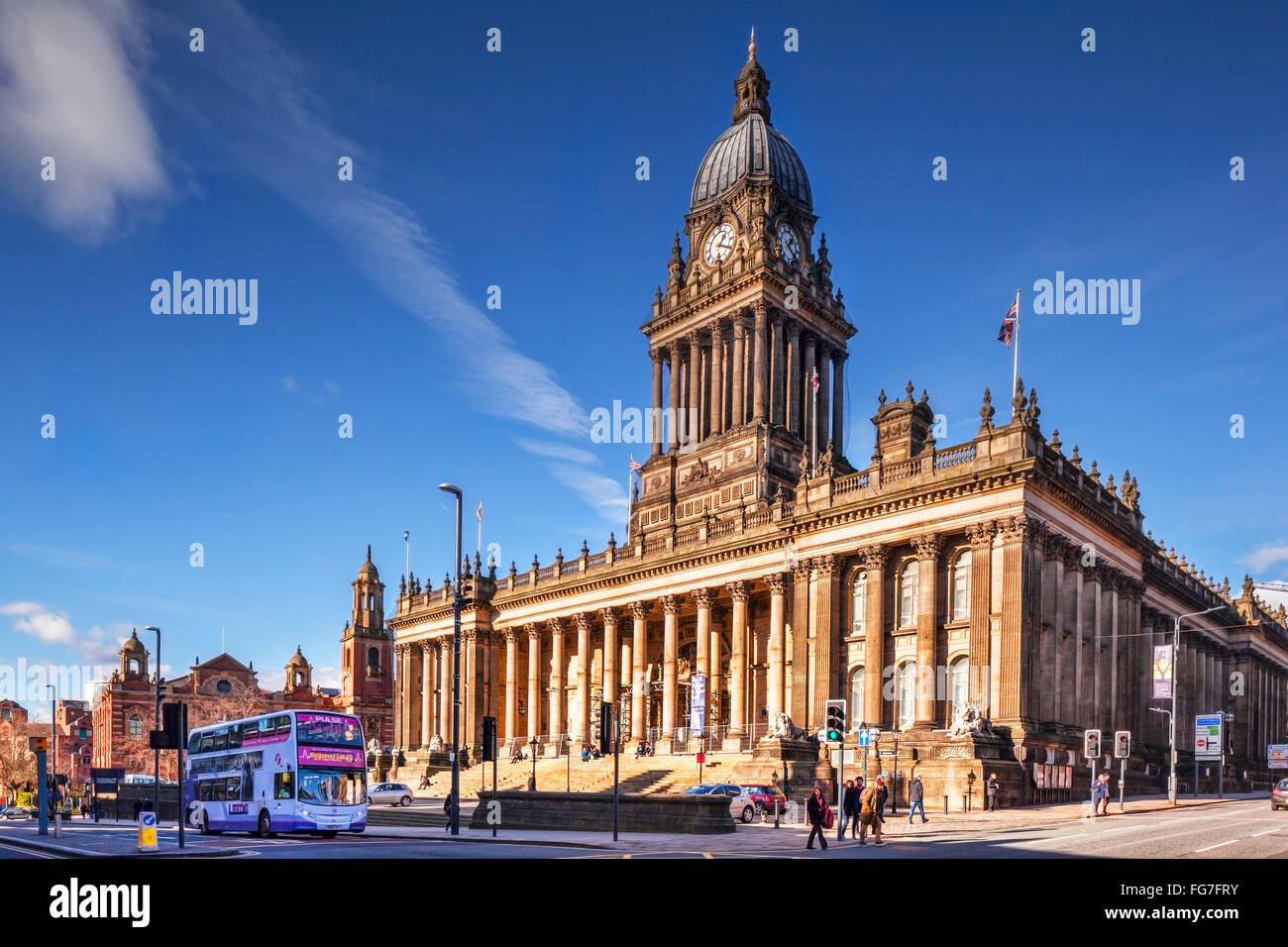 Leeds Town Hall, il Headrow, Leeds, West Yorkshire, Inghilterra, Regno Unito Foto Stock