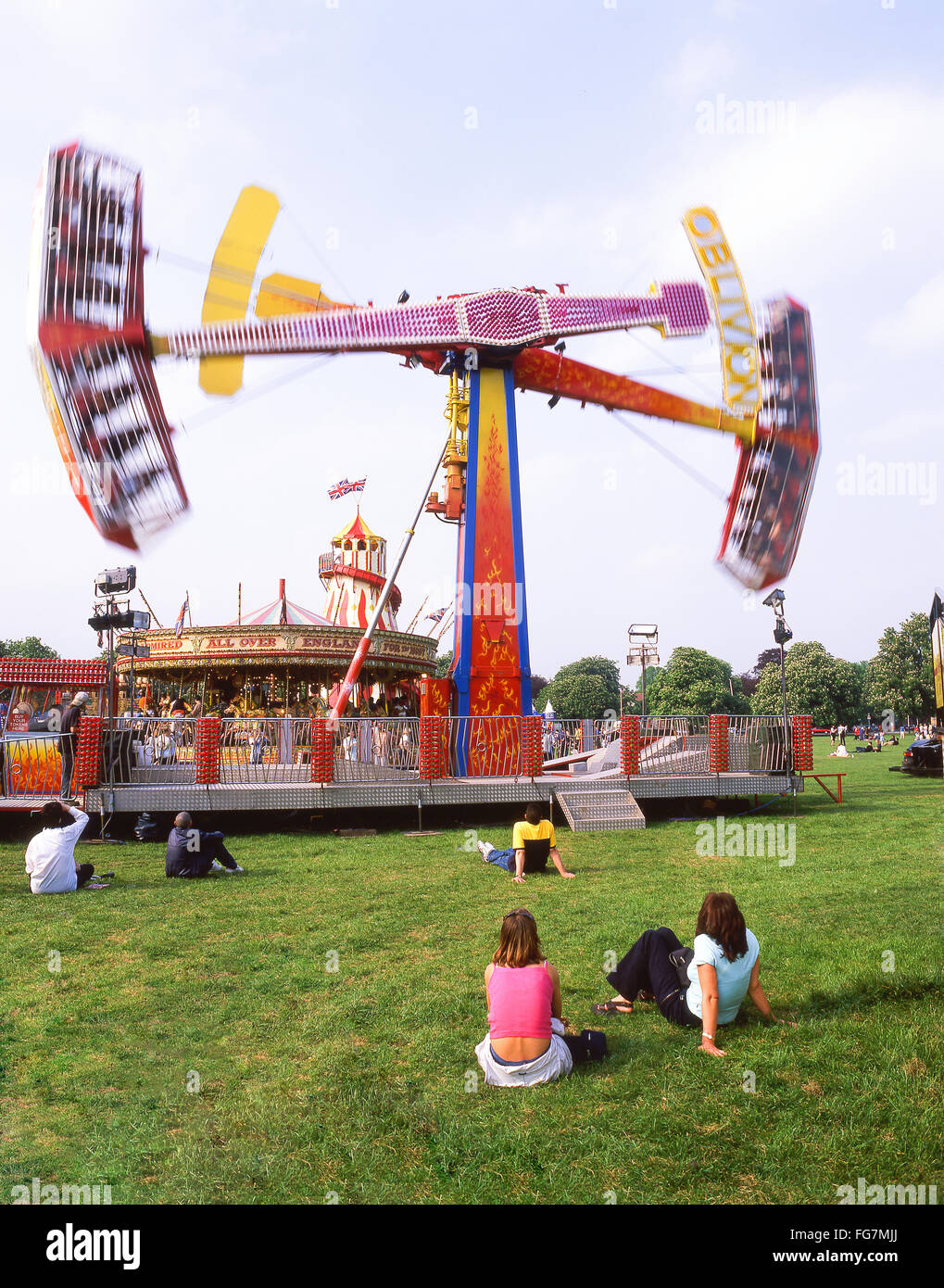Parco di divertimenti su Ealing Common, Ealing, London Borough of Ealing, Greater London, England, Regno Unito Foto Stock