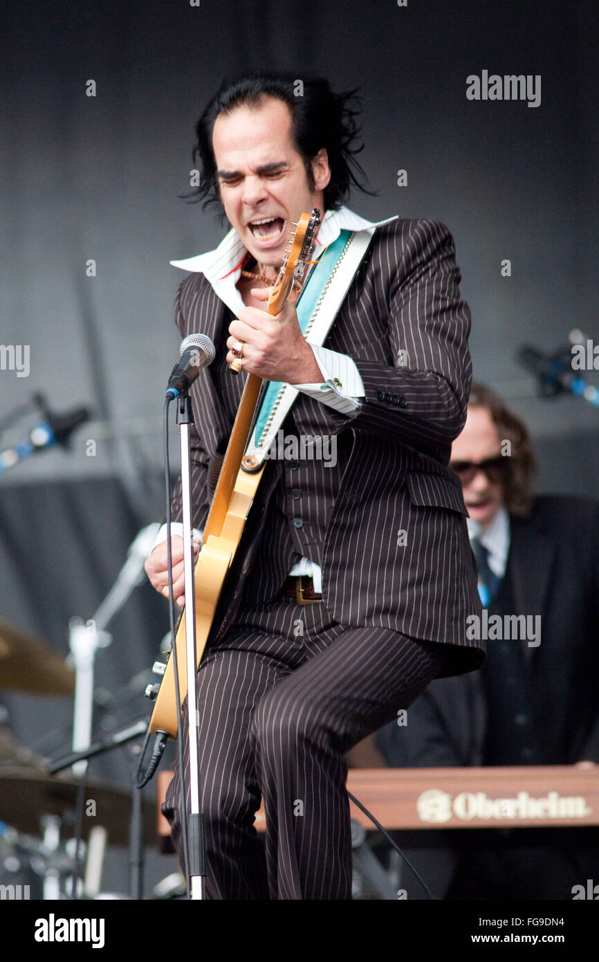 Nick Cave e i Bad Seeds, Glastonbury Festival 2009, Somerset, Inghilterra,  Regno Unito Foto stock - Alamy