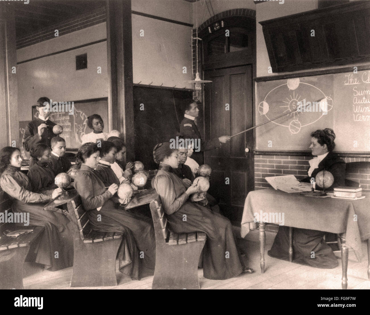 Una classe di donne in matematica geografia Hampton Institute Virginia - 1899 Foto Stock