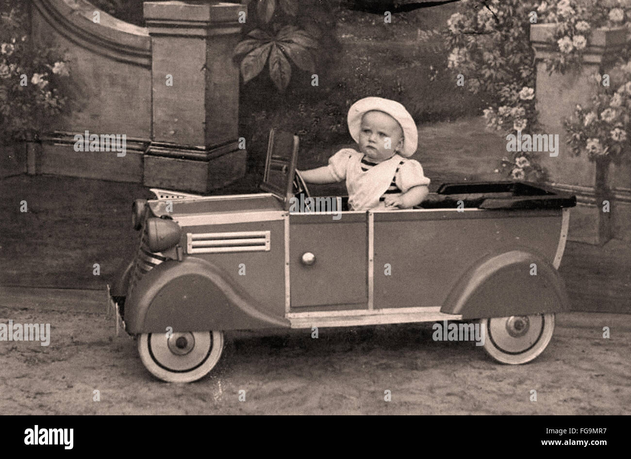 Pedale vintage auto all'inizio del XX secolo Foto Stock