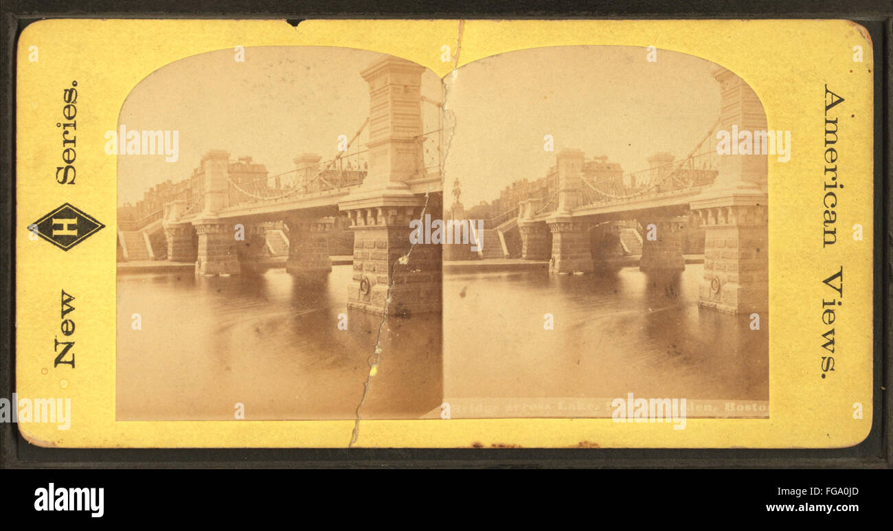 Ponte sul lago, giardino pubblico, Boston, da Robert N. Dennis raccolta di vista stereoscopica Foto Stock
