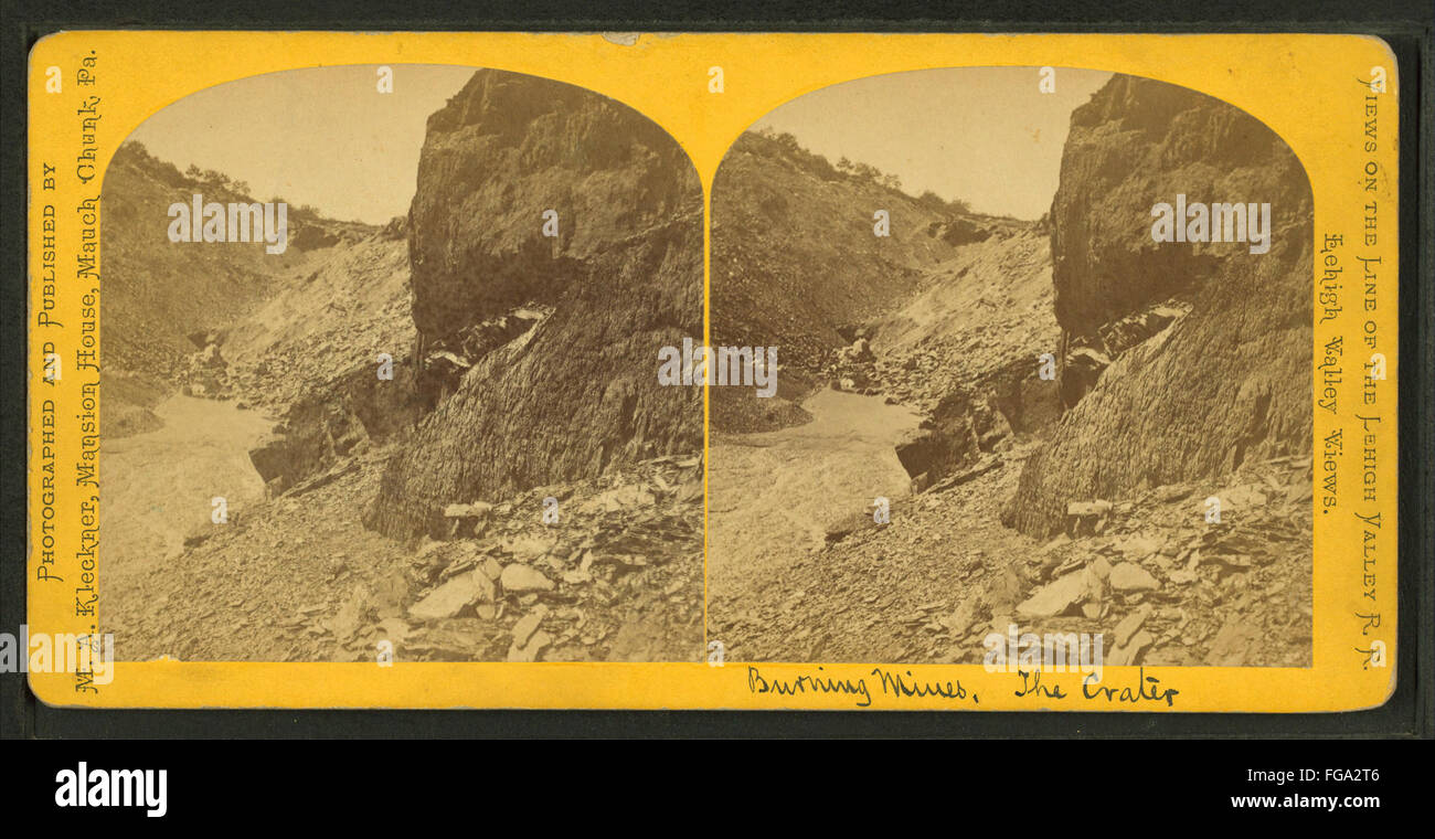 Miniere di masterizzazione - giù il cratere, di M. A. Kleckner Foto Stock