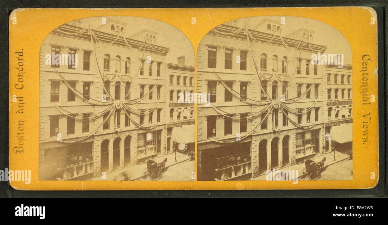 C.F. Hovey e Co., mostra l'esterno dell'edificio decorato con nastri, da Robert N. Dennis raccolta di vista stereoscopica Foto Stock