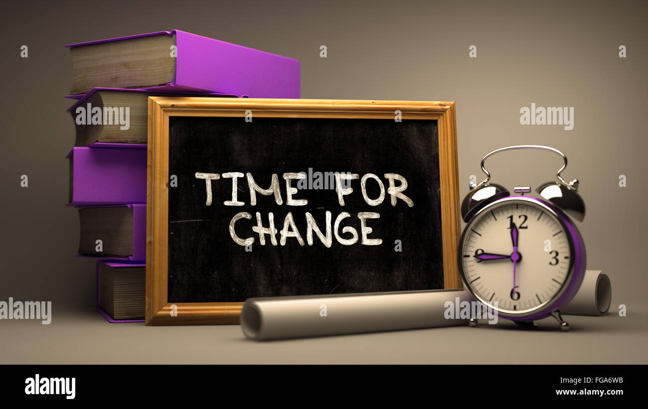 Il tempo per cambiare idea disegnata a mano sulla lavagna. Foto Stock