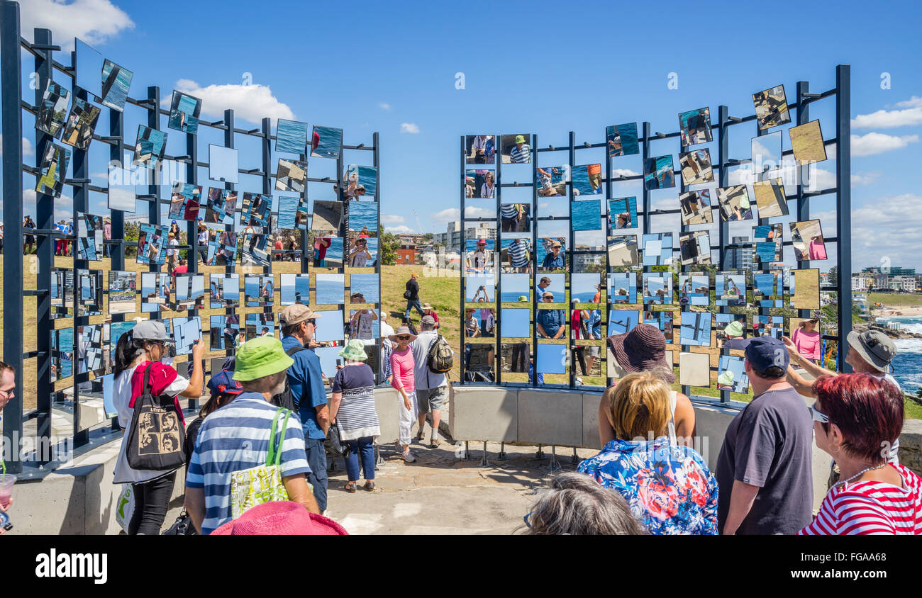 Scultura Di Mare 2015, annuale open air art exhibition lungo la passeggiata costiera tra Bondi e Tamarama, Sydney Foto Stock