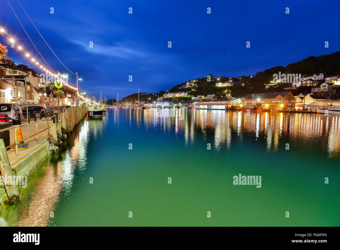 Looe di notte; Cornovaglia; Regno Unito Foto Stock