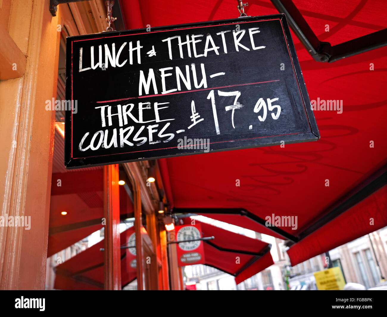 Ristorante blackboard pranzo e menu teatro in Covent Garden London REGNO UNITO Foto Stock