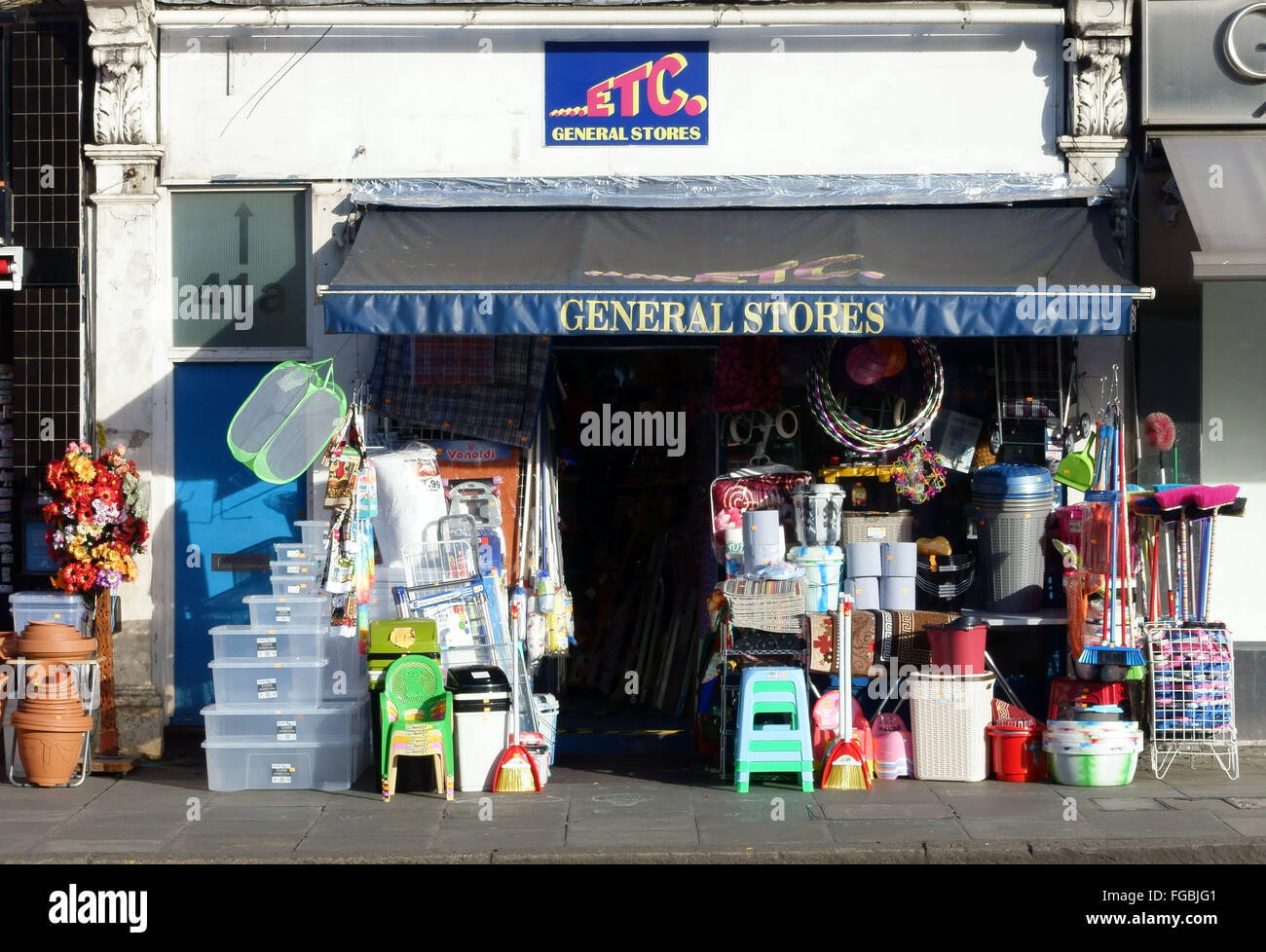 Hardware shop a Camberwell, Londra del sud Foto Stock
