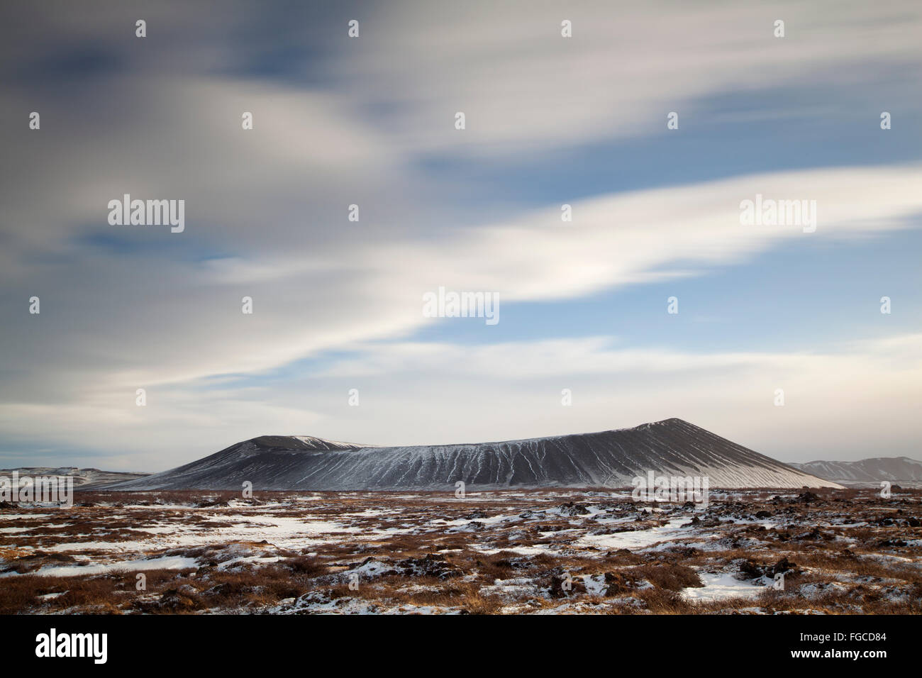 Ex vulcano hverfjall in inverno, crateri vulcanici, reykjahlid, Nord Islanda Islanda Foto Stock